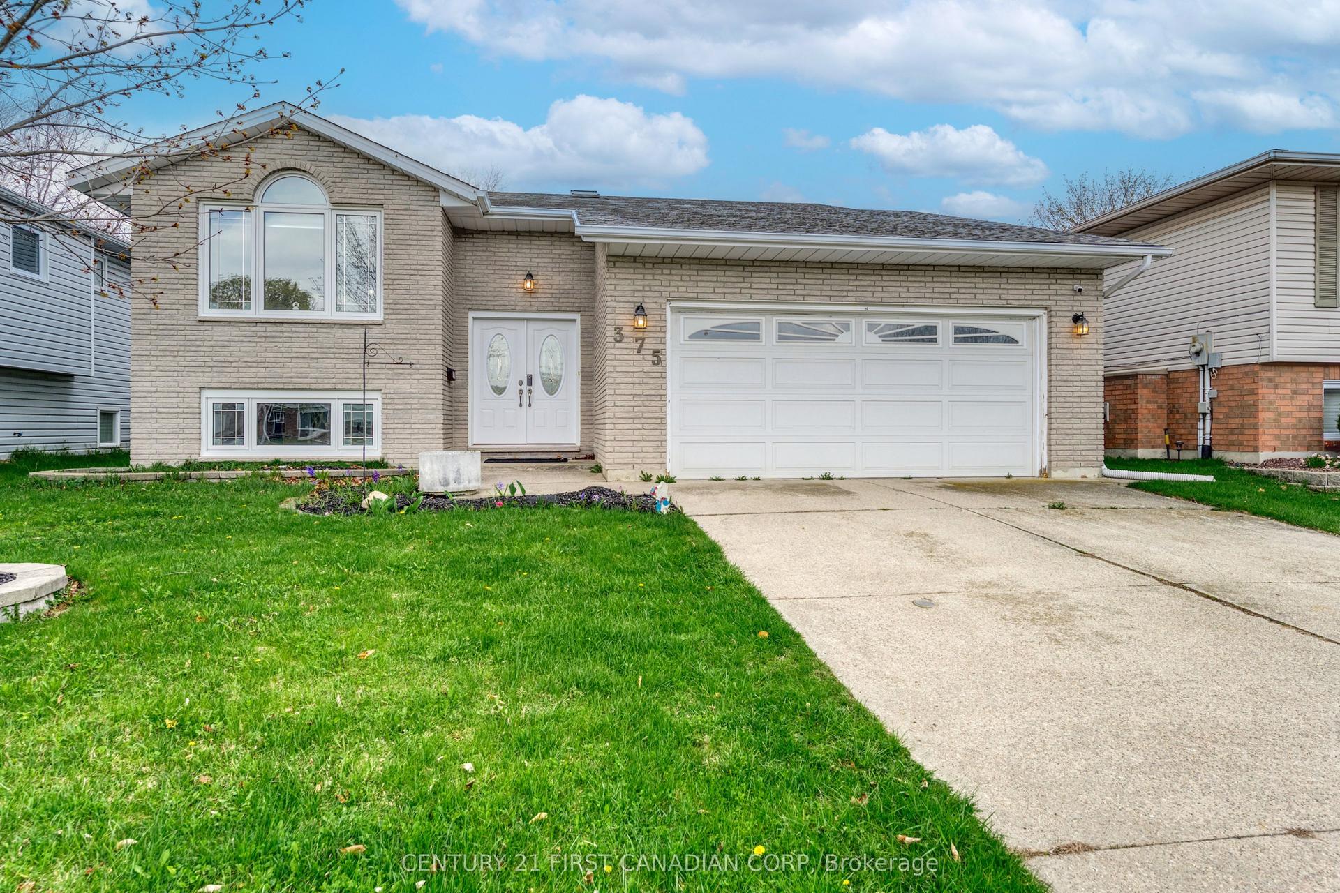 375 Trudeau Drive — photo 1