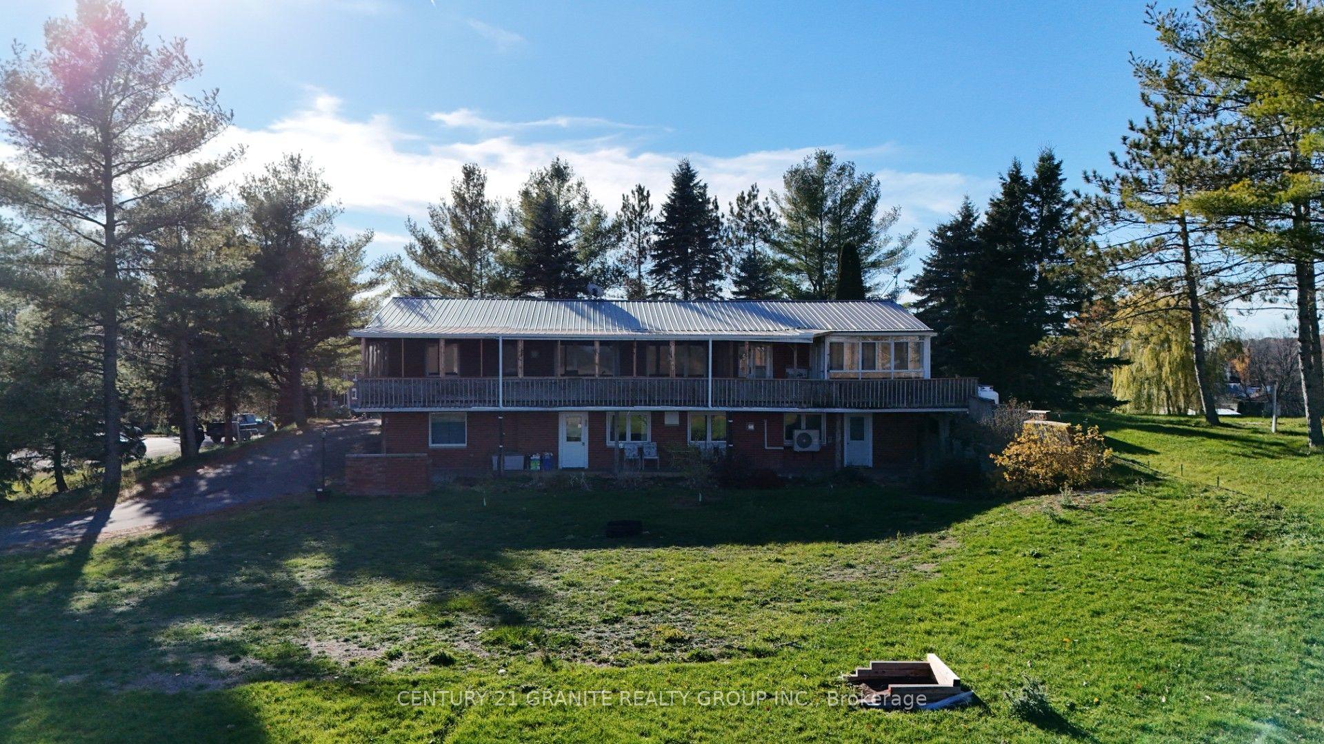 15 East Hungerford Road — photo 1