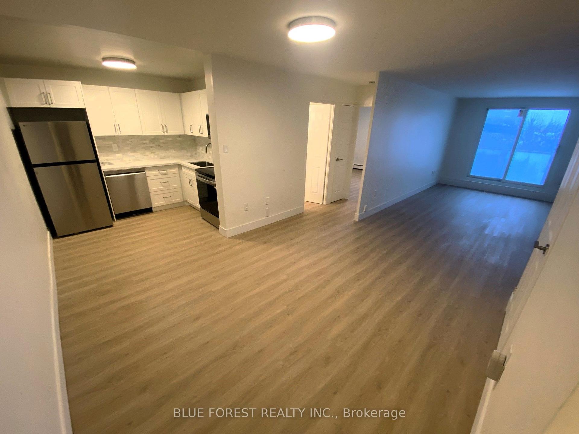 573 MORNINGTON Avenue S 307 #307 — photo 1