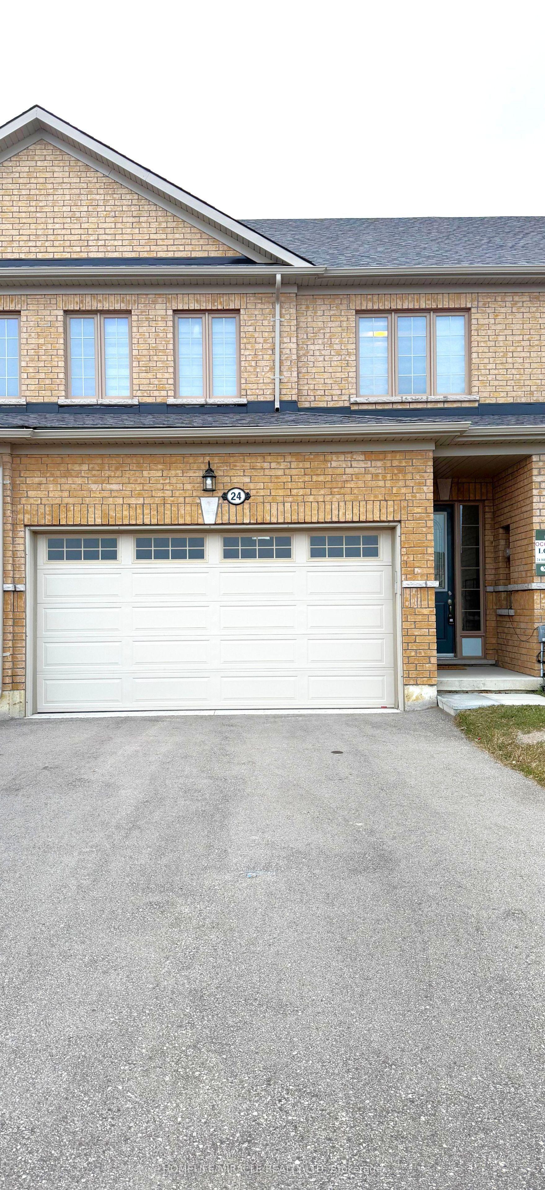 24 Beretta Street, Tillsonburg — Townhouse for lease, photo 1