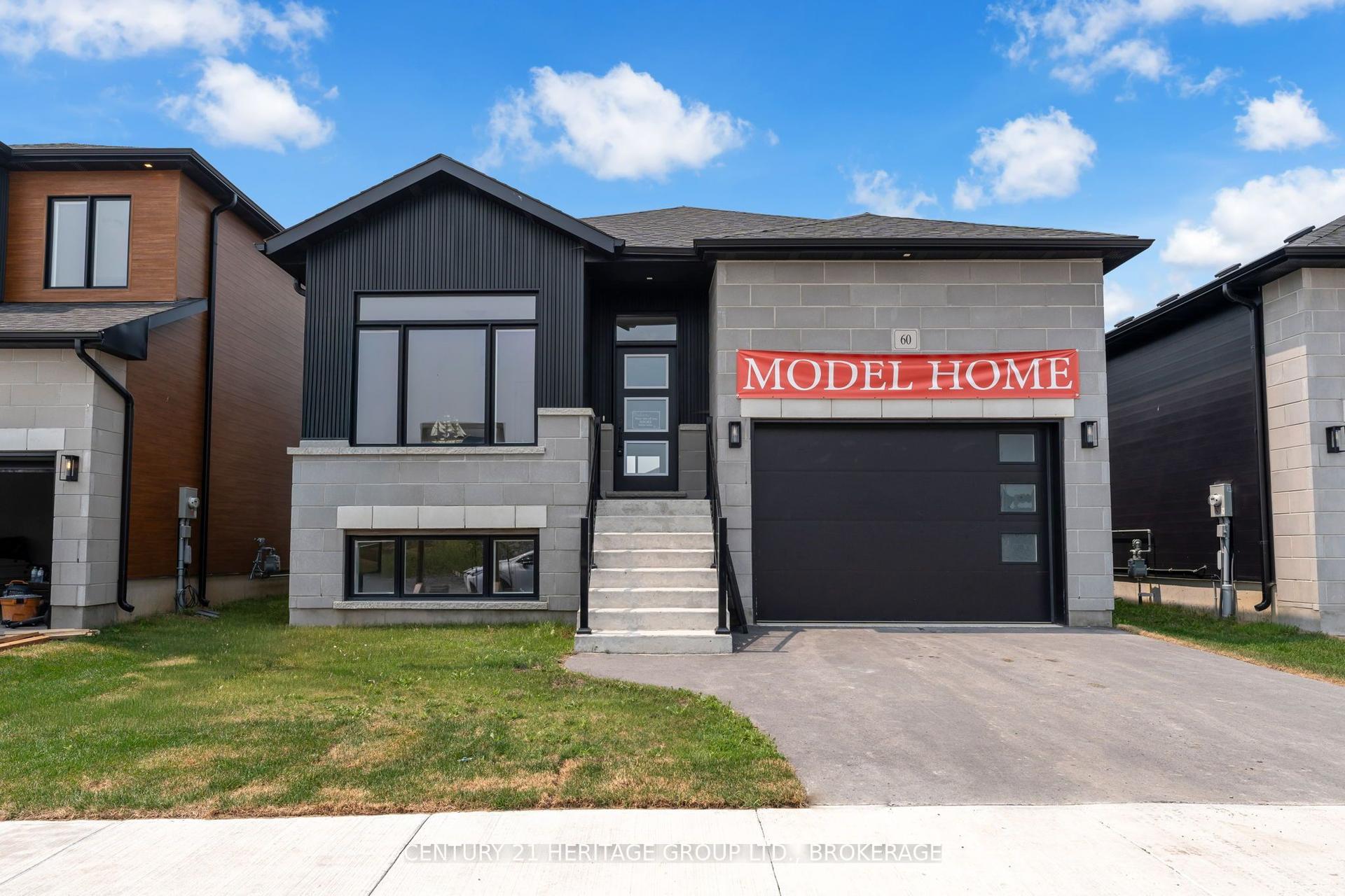 60 Dusenbury Drive, Loyalist — Detached for sale, photo 1
