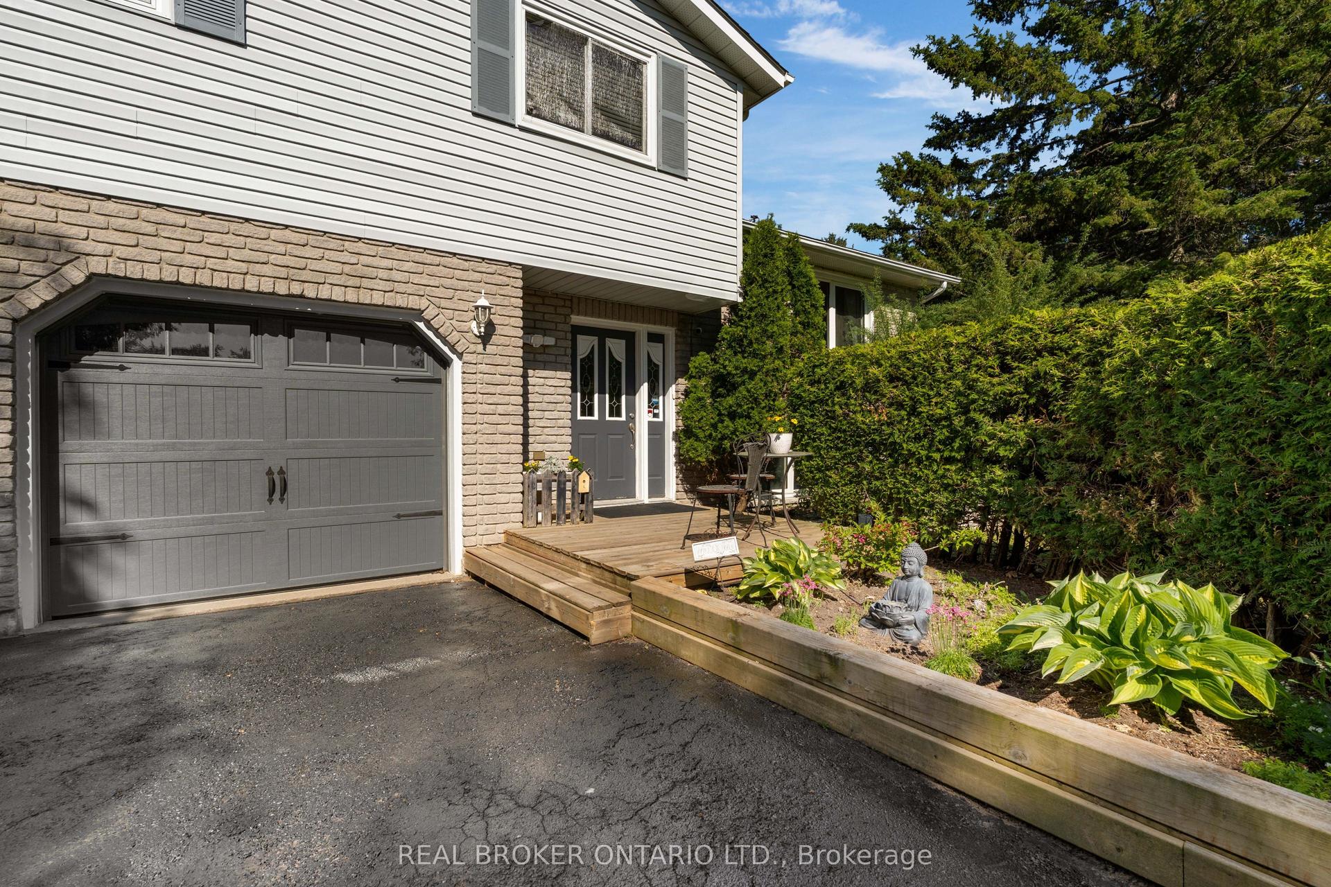 215 Mary Anne Drive, Barrie — Detached for sale, photo 1