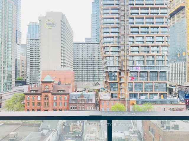 20 Edward Street 602 #602 — photo 1
