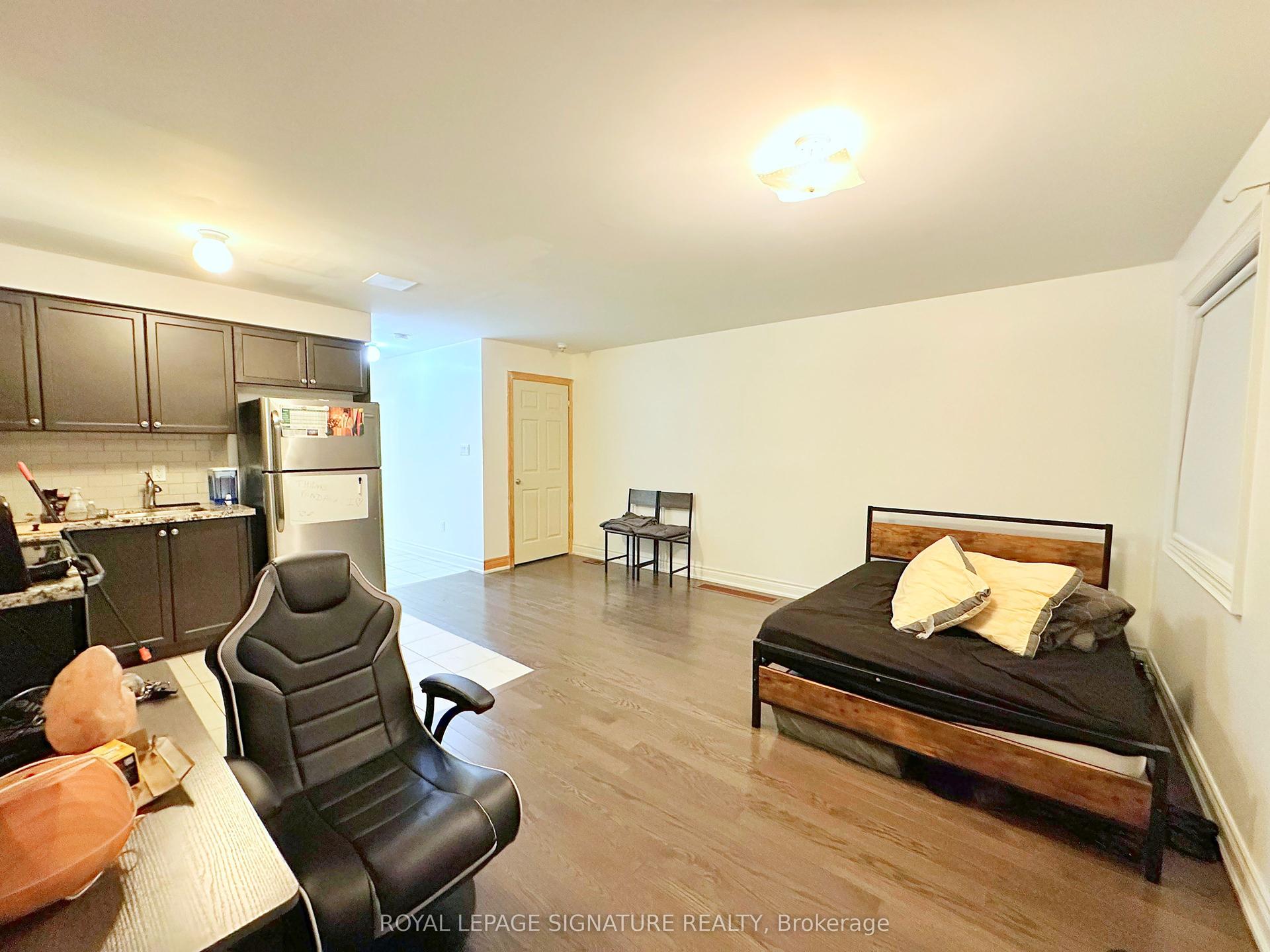 62 Beaver Avenue Main #Main, Toronto — Detached for lease, photo 1