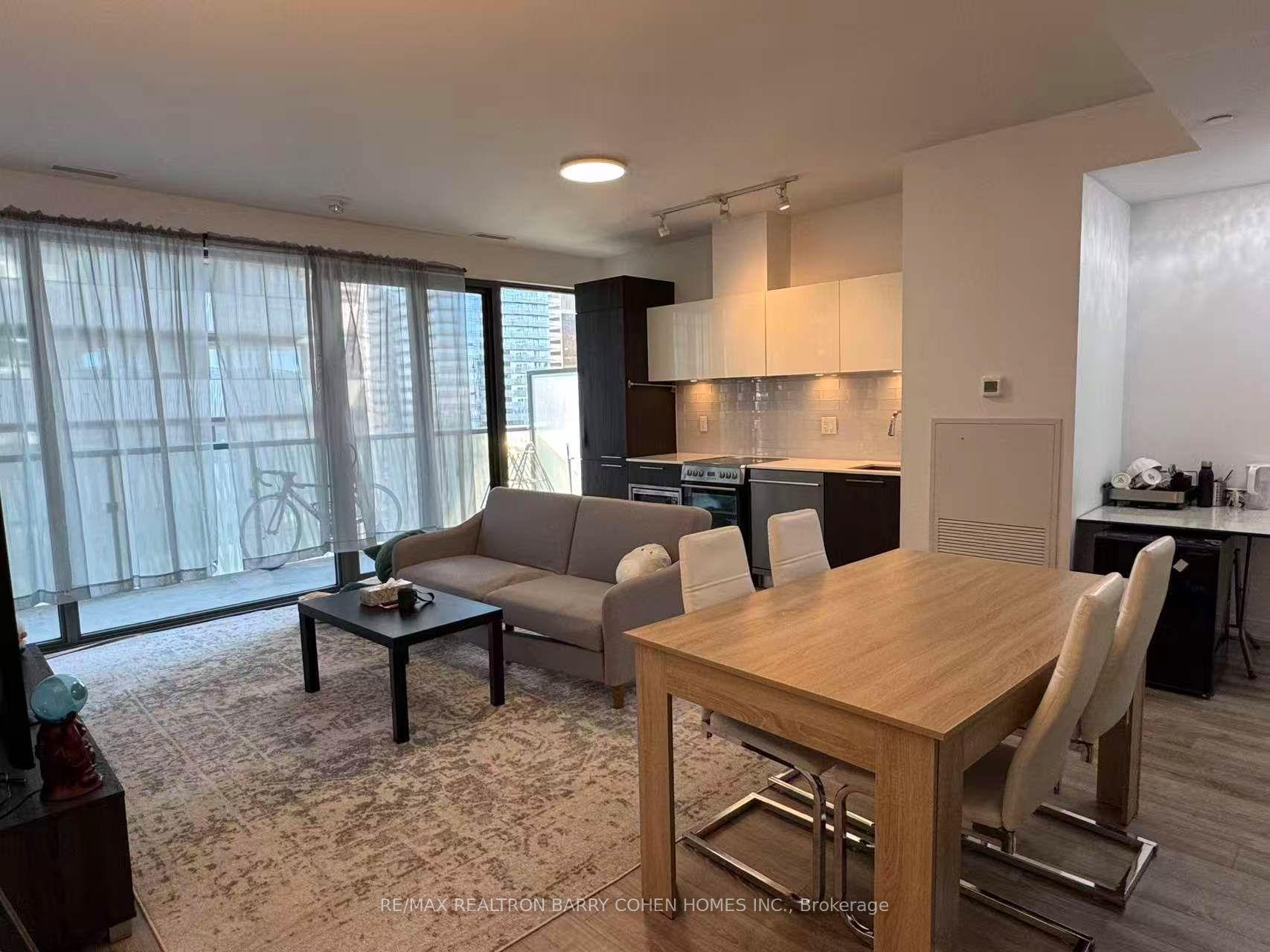 50 Charles Street E 3407 #3407, Toronto — Condo for sale, photo 1