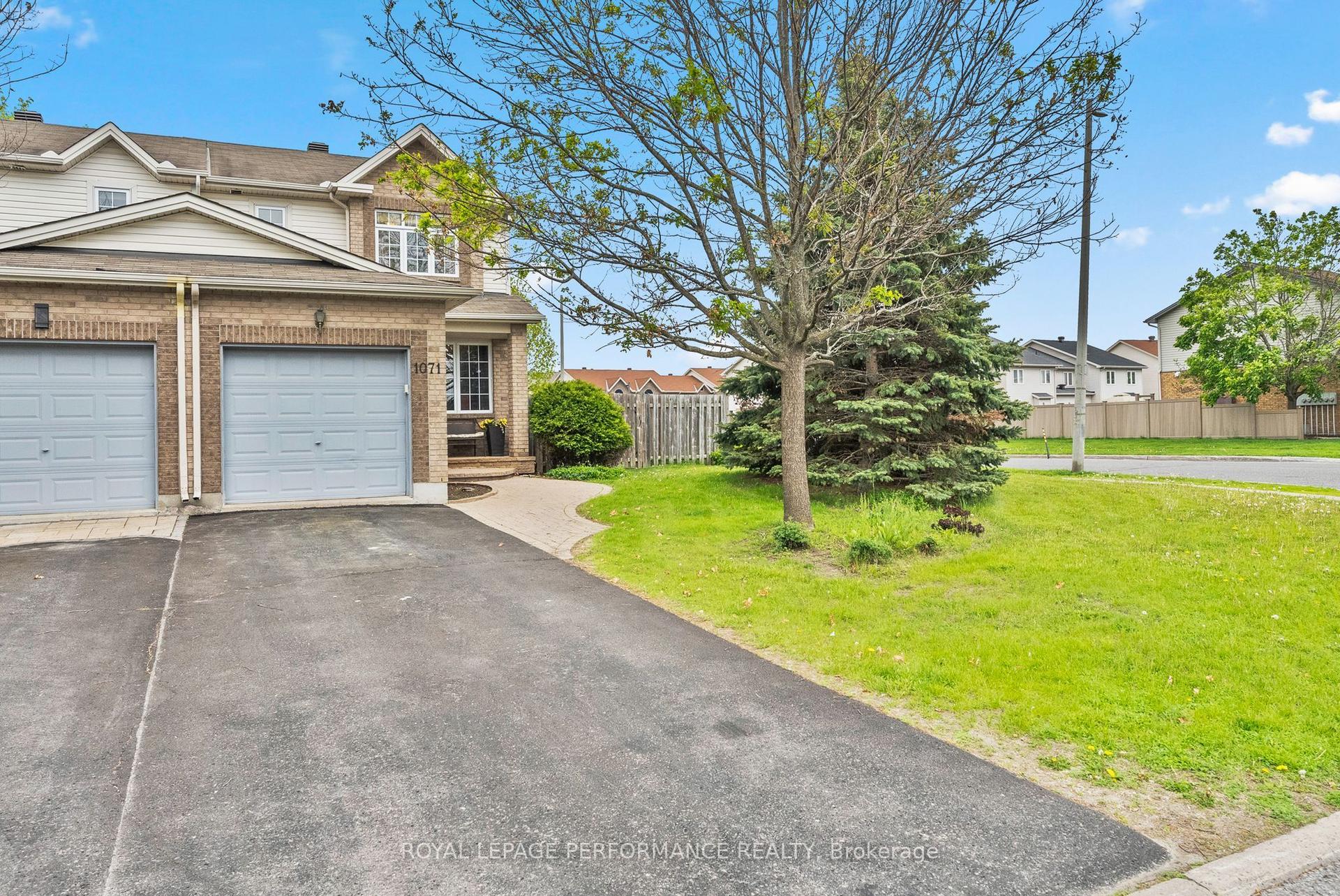 1071 Brasseur Crescent — photo 1
