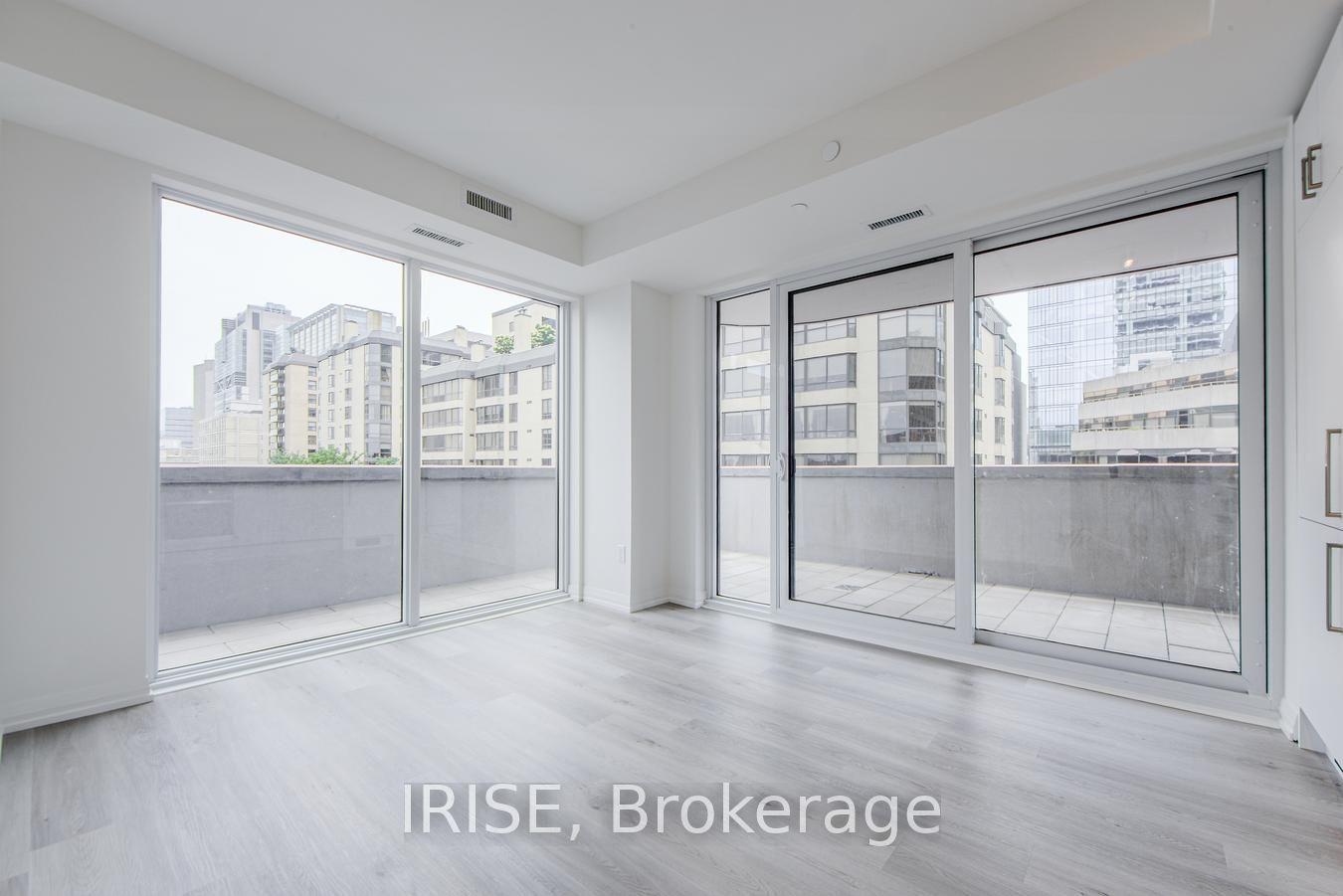 280 Dundas Street W 502 #502, Toronto — Condo for lease, photo 1