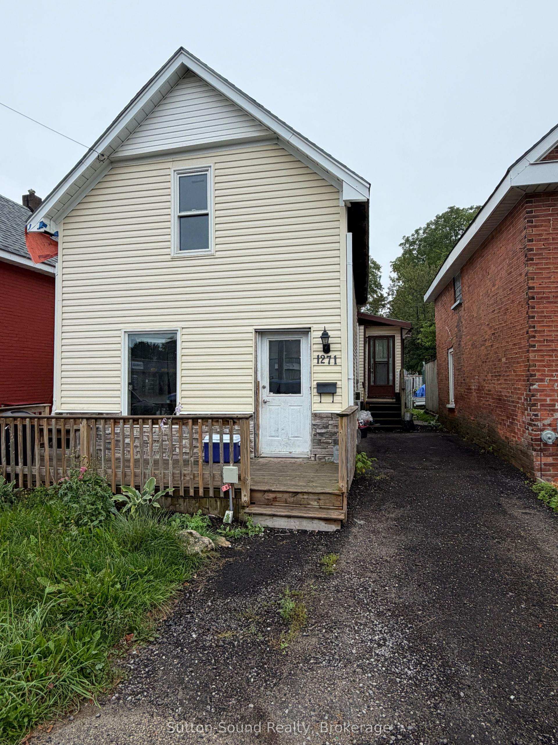 1271 2nd Avenue E, Owen Sound — Detached for sale, photo 1