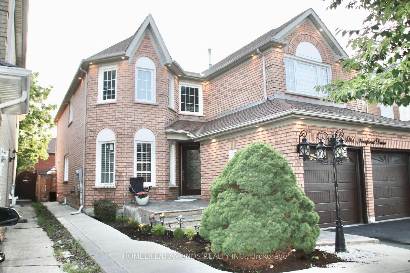 186 FERNFOREST Drive, Brampton — Detached for sale, photo 1
