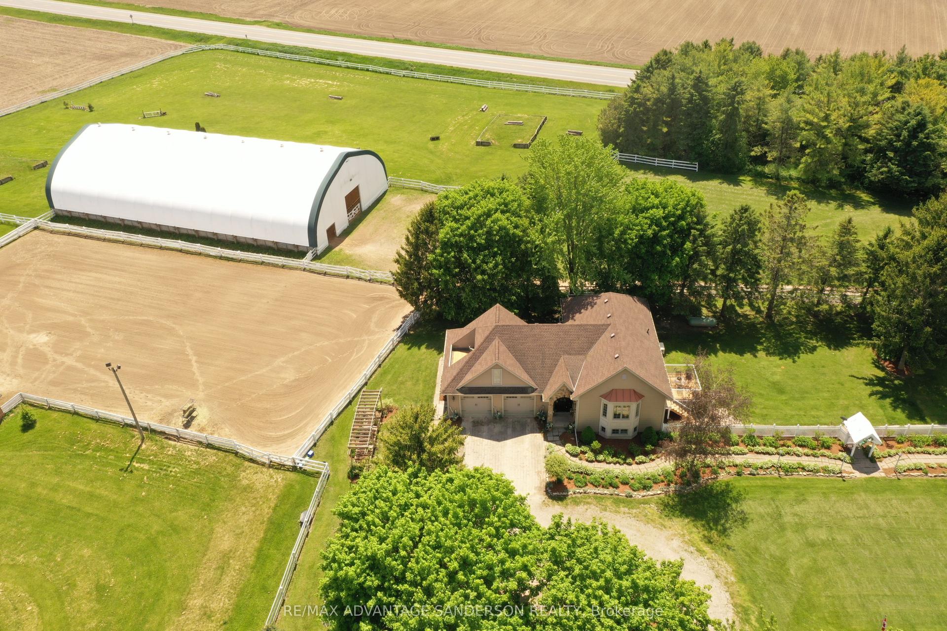 4099 McIntosh Drive — photo 1