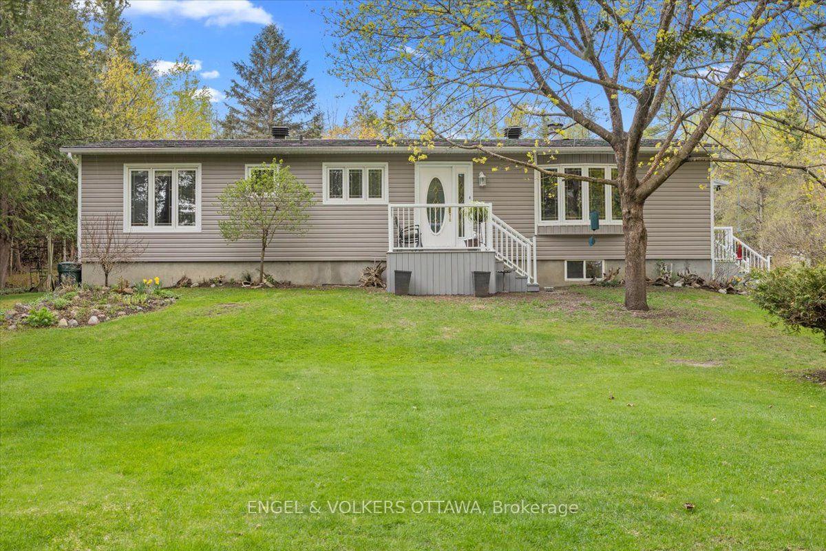 4841 Torbolton Ridge — photo 1