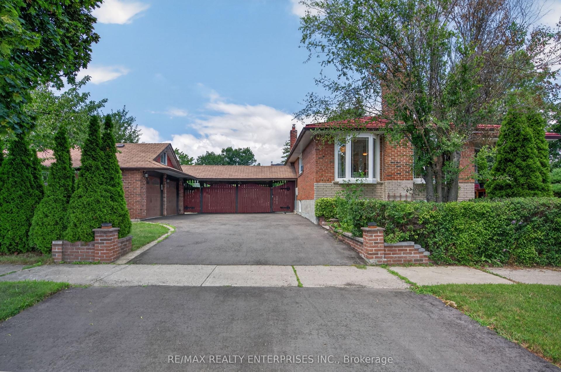 1282 Daimler Road, Mississauga — Detached for sale, photo 1