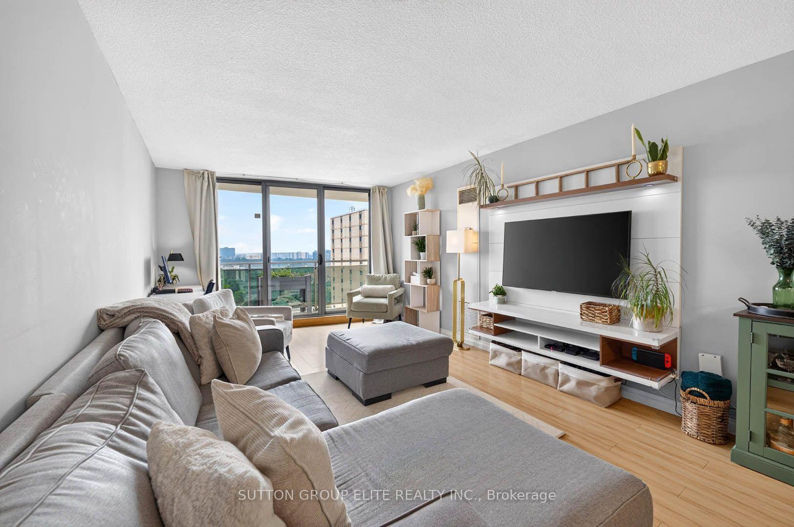 820 Burnhamthorpe Road 2010 #2010, Toronto — Condo for sale, photo 1