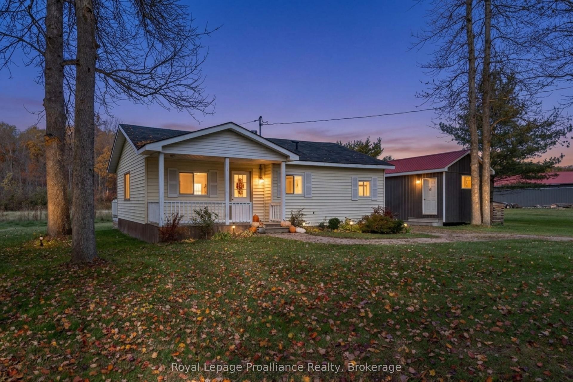 1019 Turner Way, Frontenac — Detached for sale, photo 1