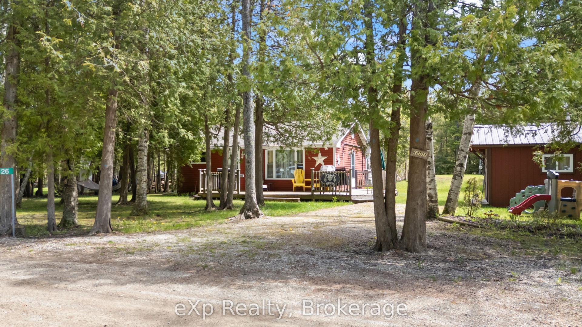 26 Mohawk Drive — photo 1
