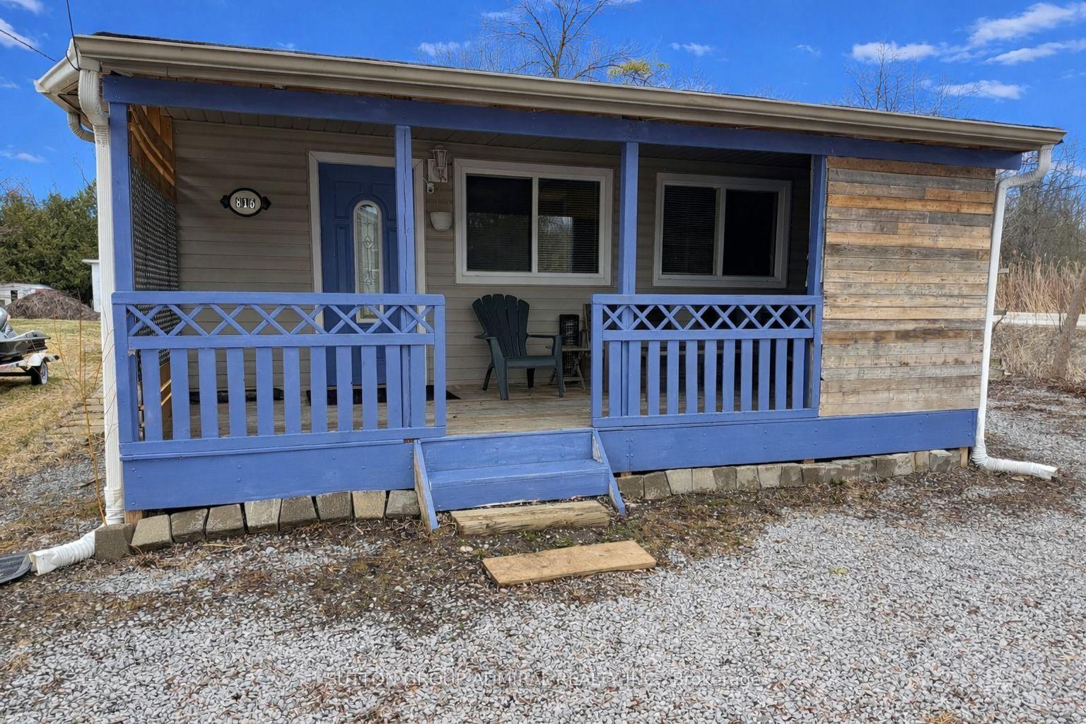 815 Lagoon Drive — photo 1