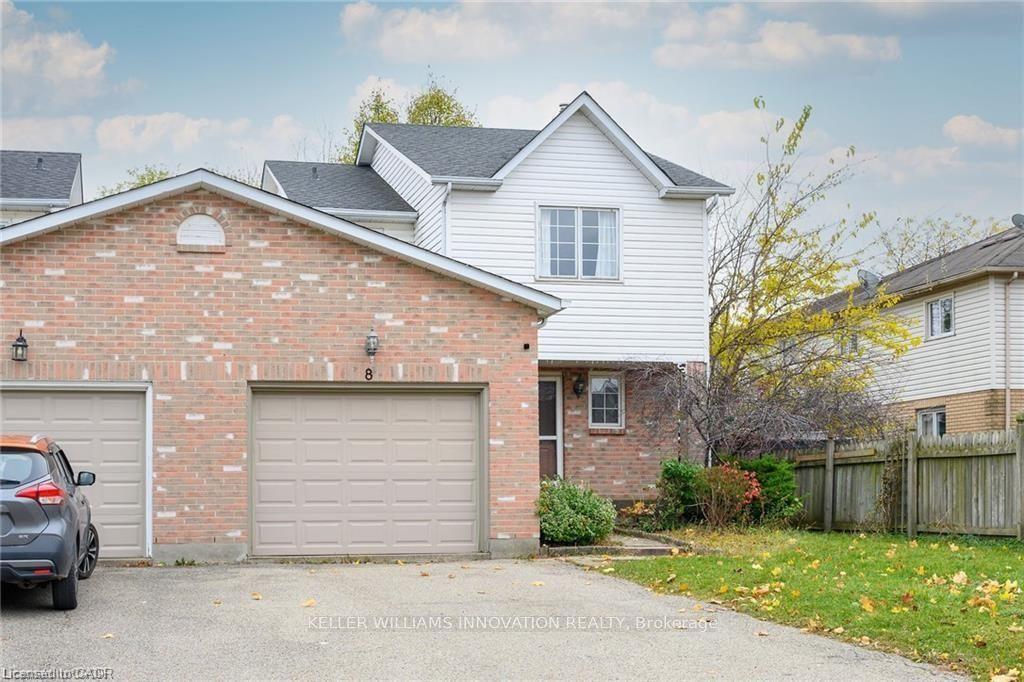 8 Buss Court — photo 1