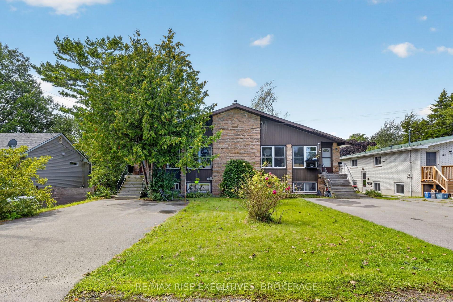 33 Montgomery Boulevard, Kingston — Multiplex for sale, photo 1