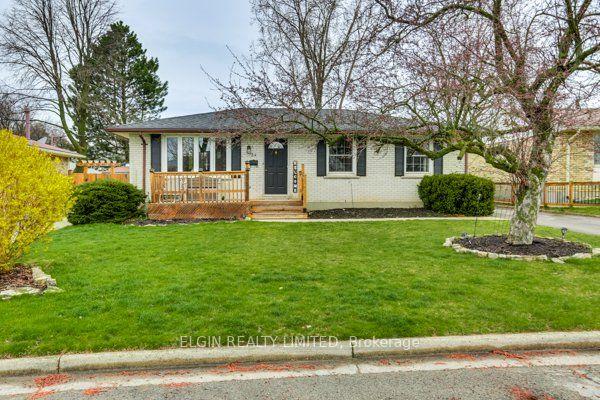 34 Sparta Street — photo 1