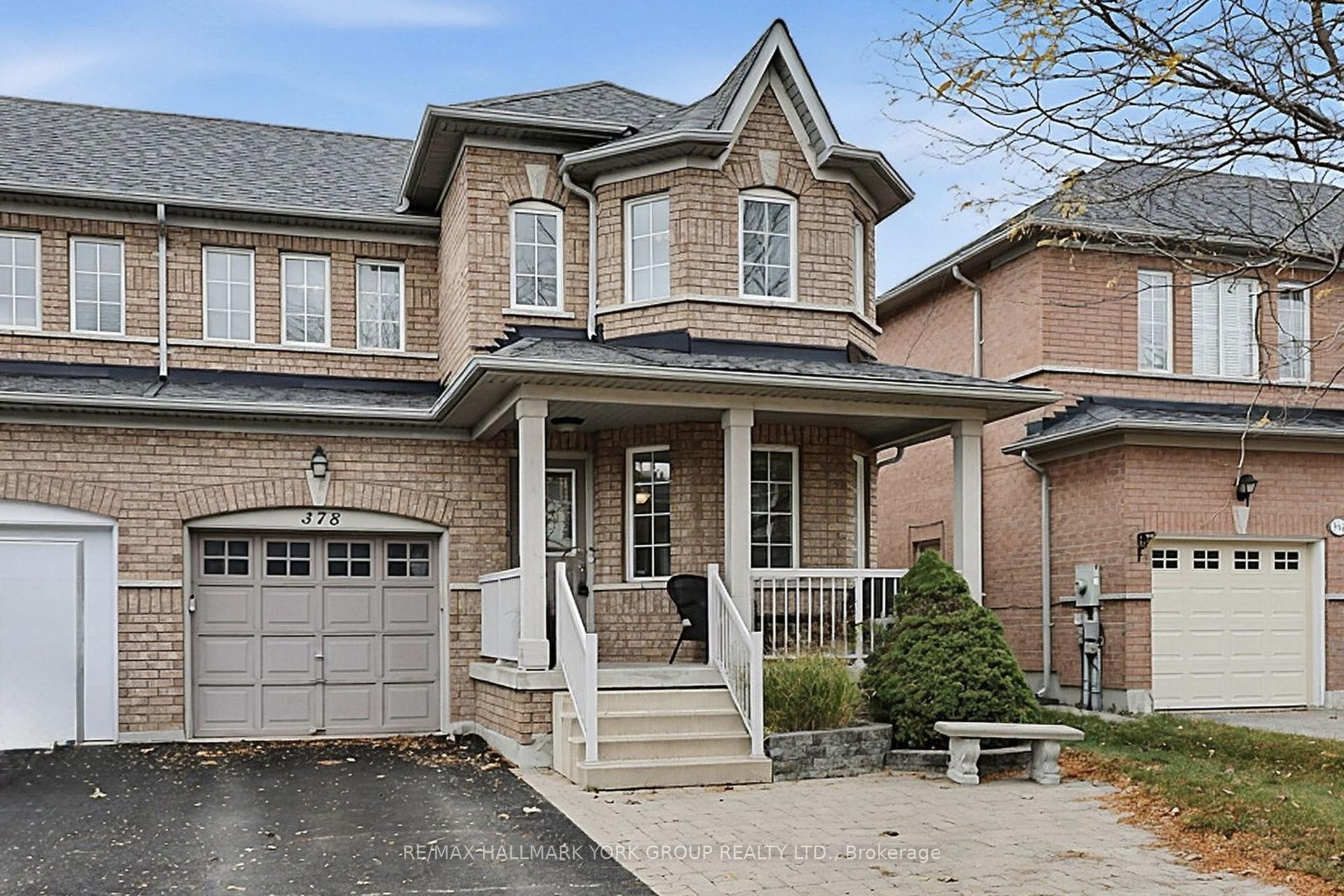 378 Marble Place, Newmarket — Semi-Detached for sale, photo 1