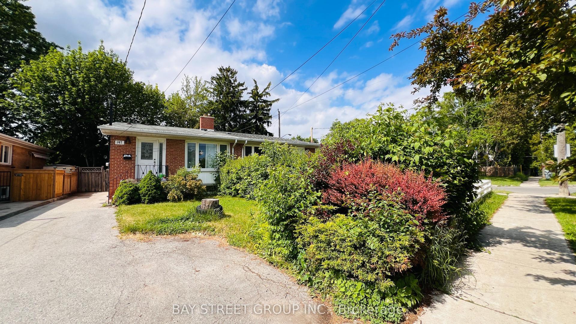 147 Roywood Drive Ground & Lower #Ground & Lower, Toronto — Semi-Detached for lease, photo 1