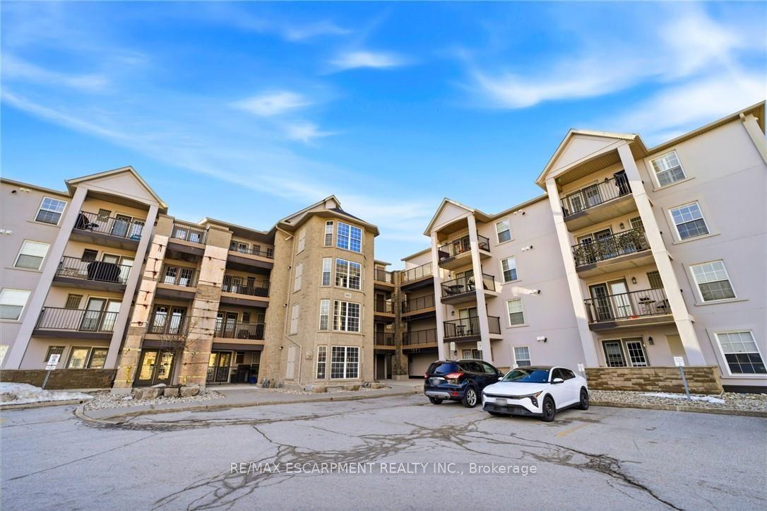 1411 Walkers Line 308 #308 — photo 1