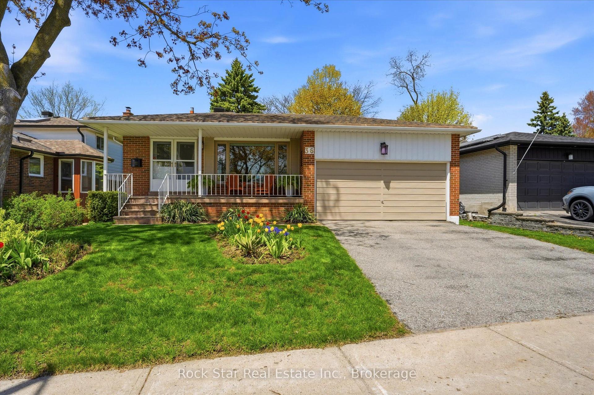 36 LANGEVIN Crescent — photo 1