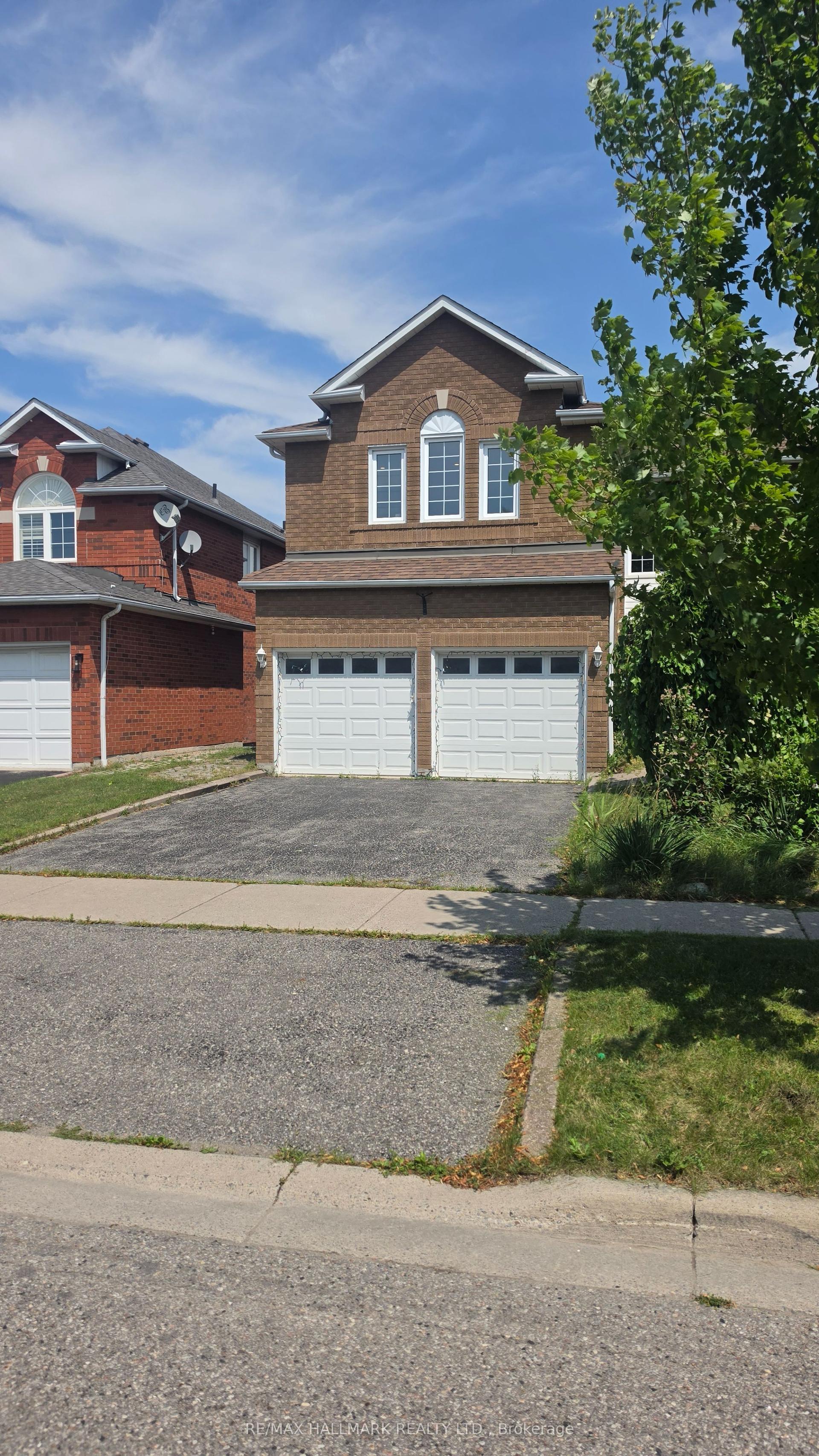 39 Pogson Drive, Whitby — Detached for lease, photo 1