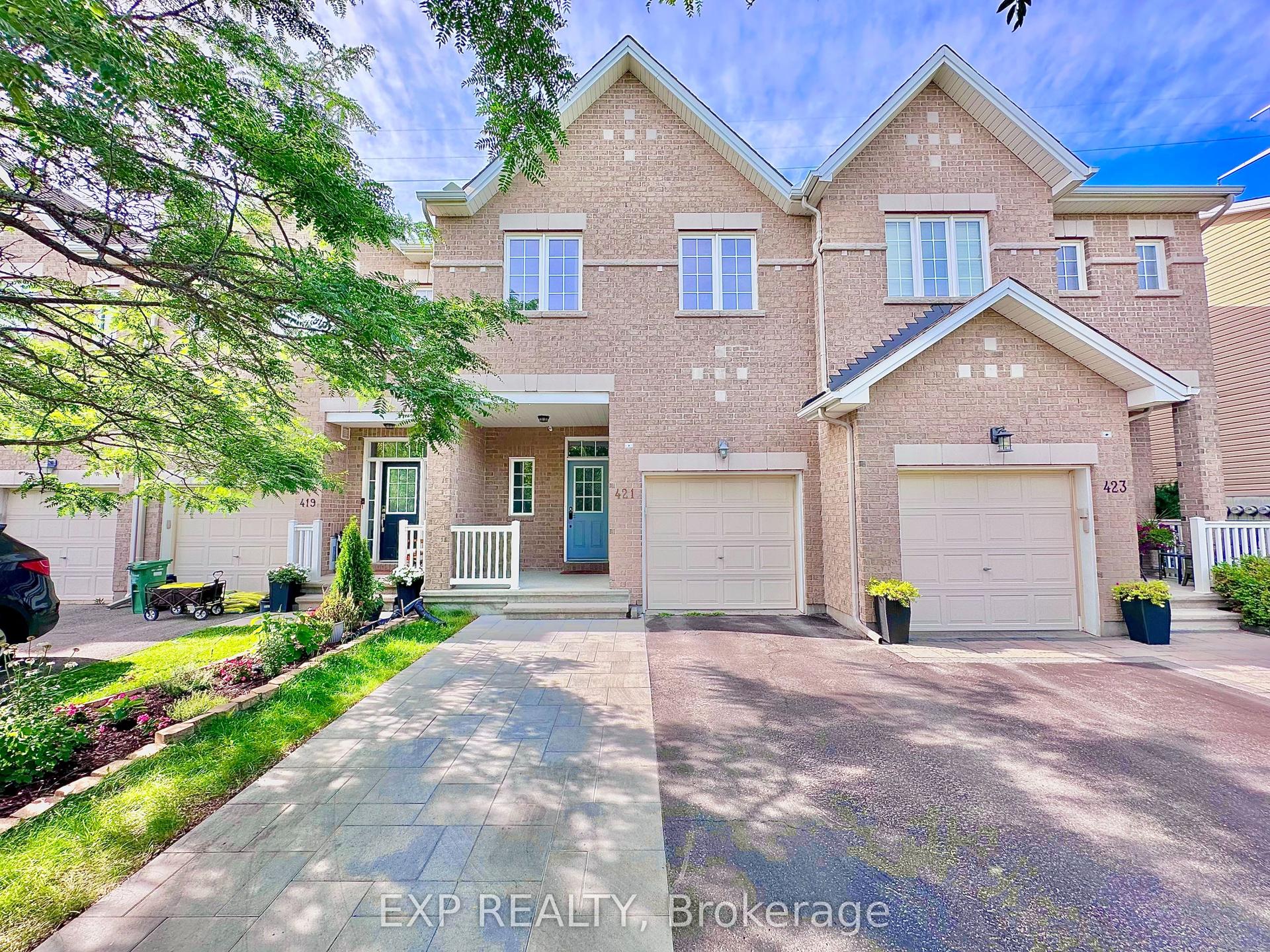 421 Foxhall Way, Kanata — Townhouse for lease, photo 1