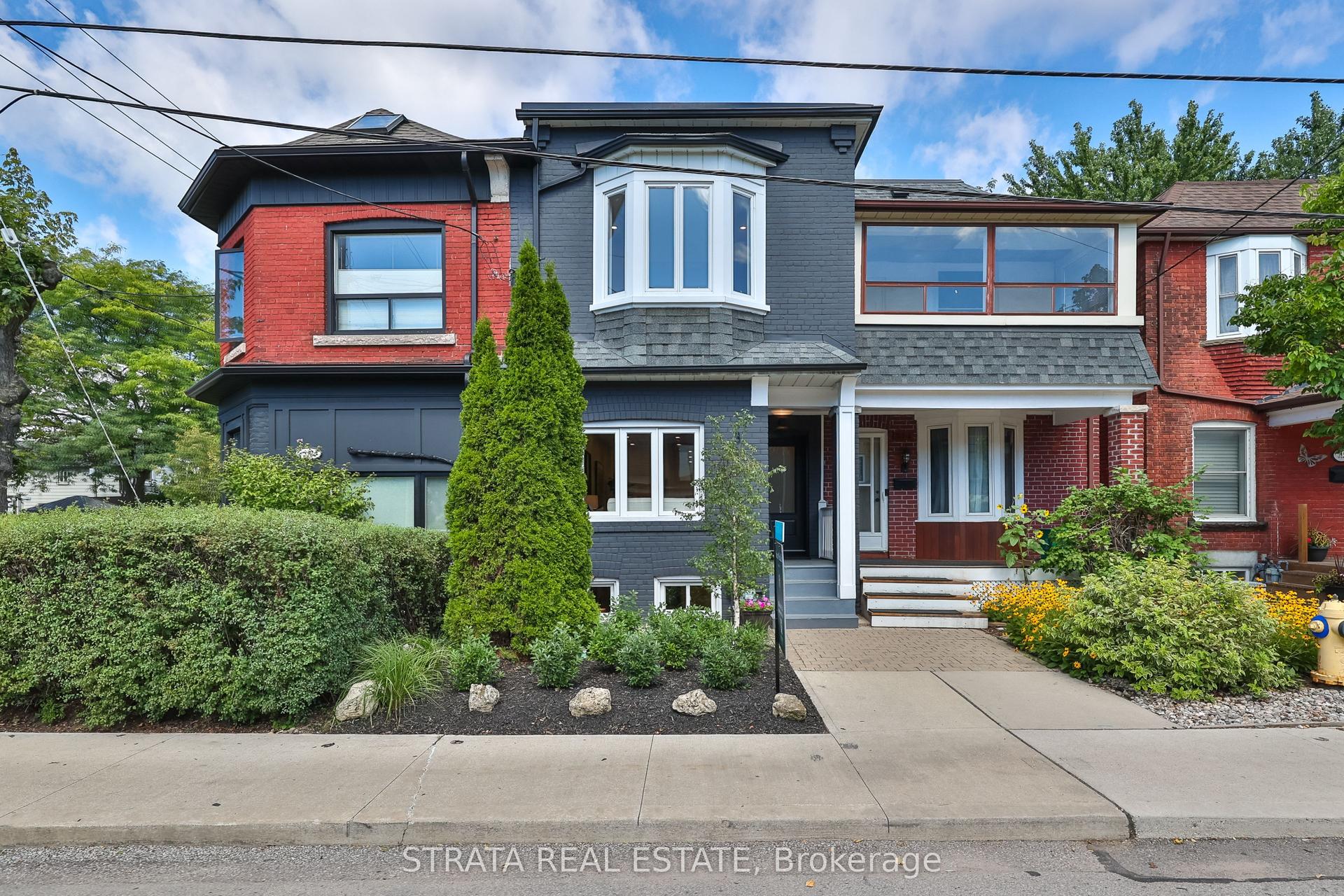 316 St Johns Road, Toronto — Townhouse for sale, photo 1