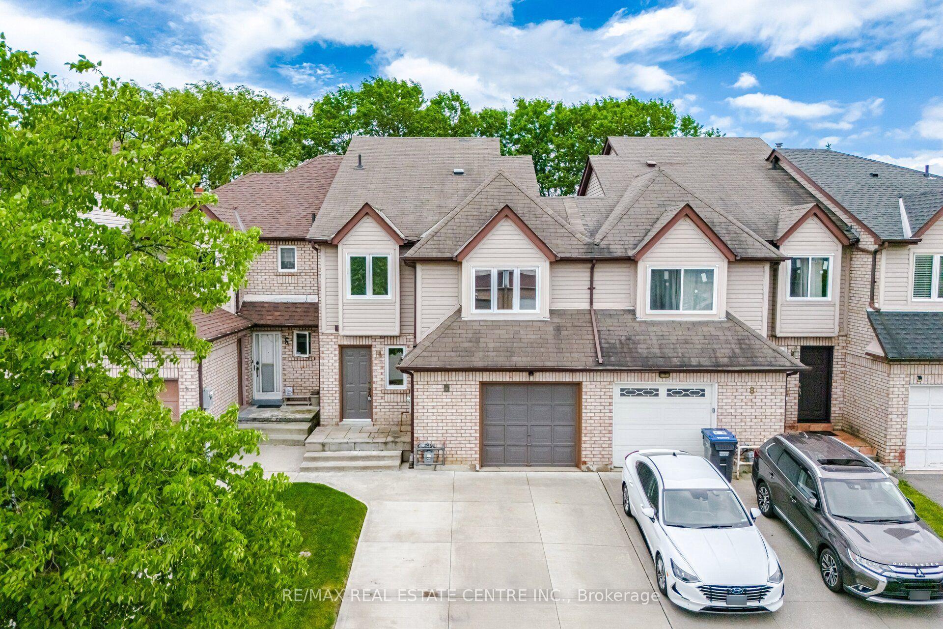6 Ashbrook Way — photo 1