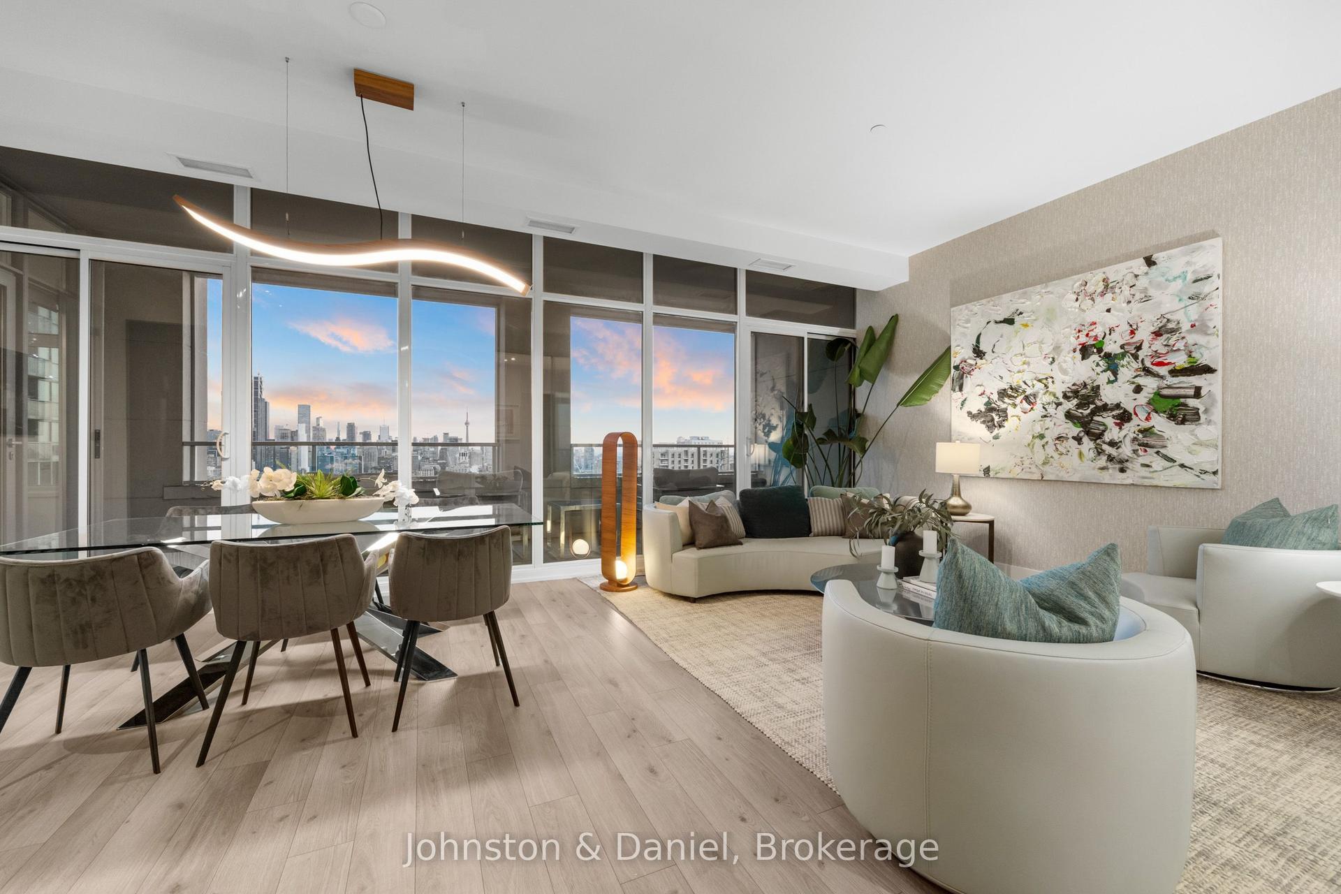 111 St Clair Avenue W 1213 #1213, Toronto — Condo for sale, photo 1