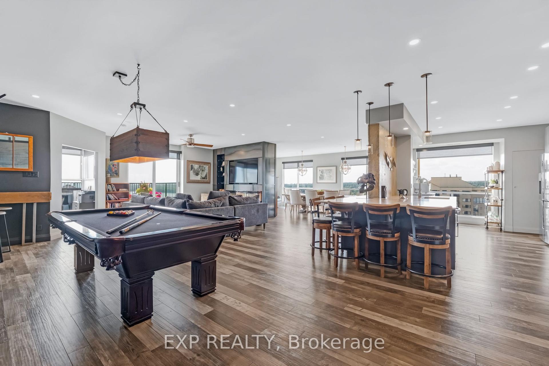 65 Ellen Street 1502 #1502, Barrie — Condo for sale, photo 1