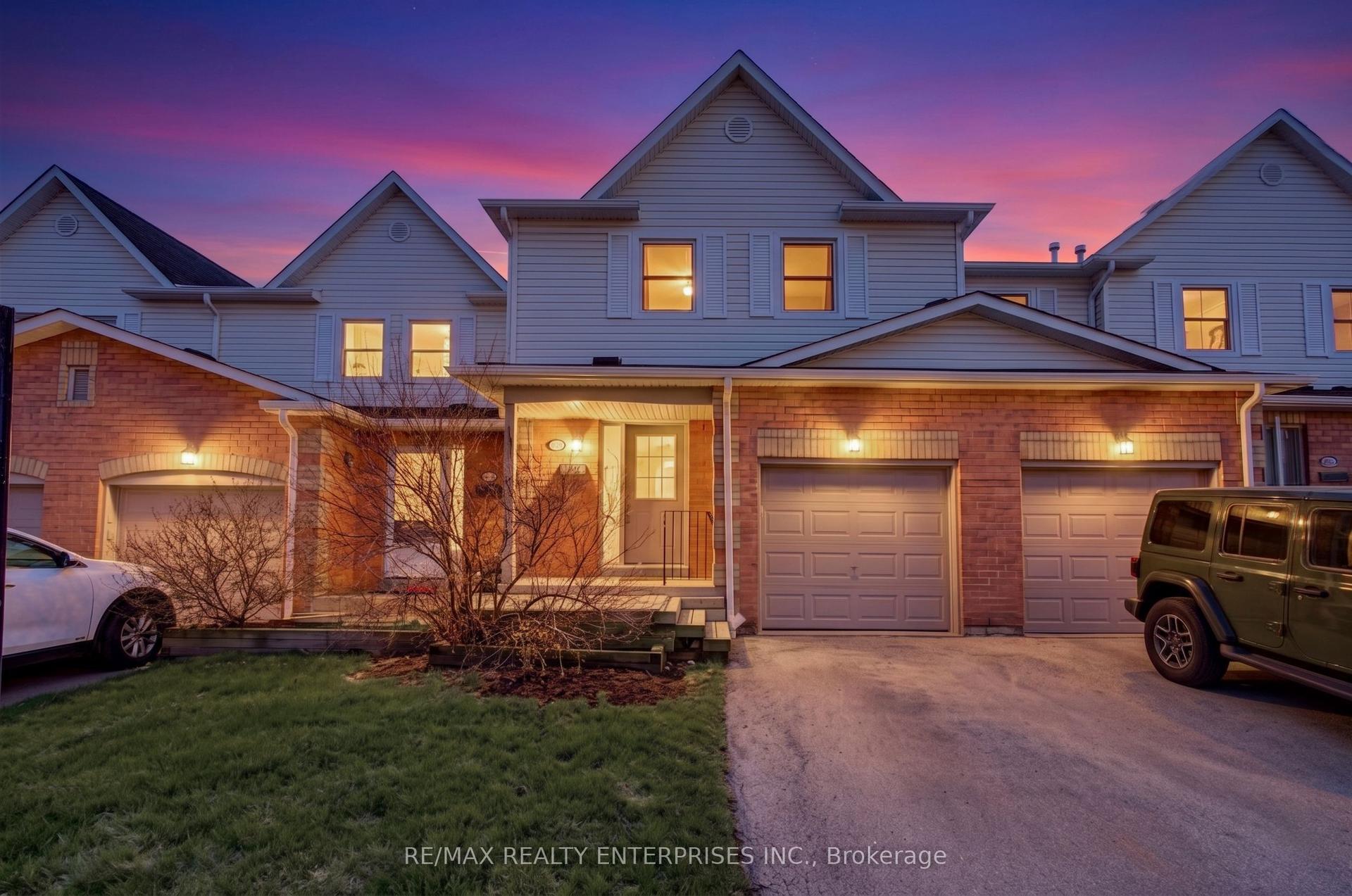 2355 Fifth Line W 63 #63 — photo 1