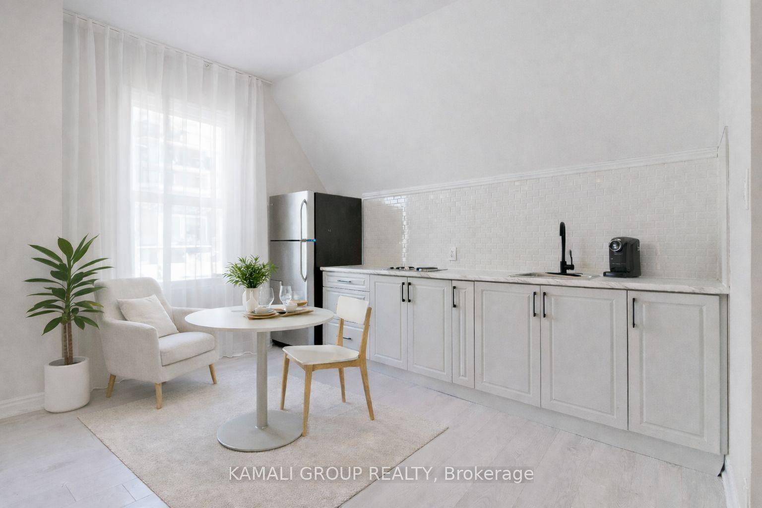 93 McMillan Drive UNIT 3 #UNIT 3 — photo 1