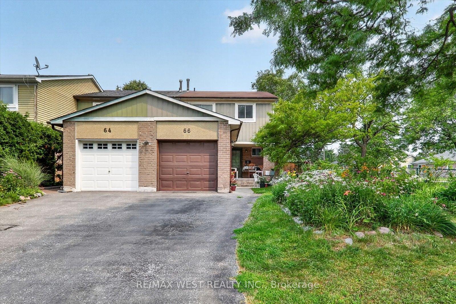66 Bushwood Court, Toronto — Townhouse for sale, photo 1