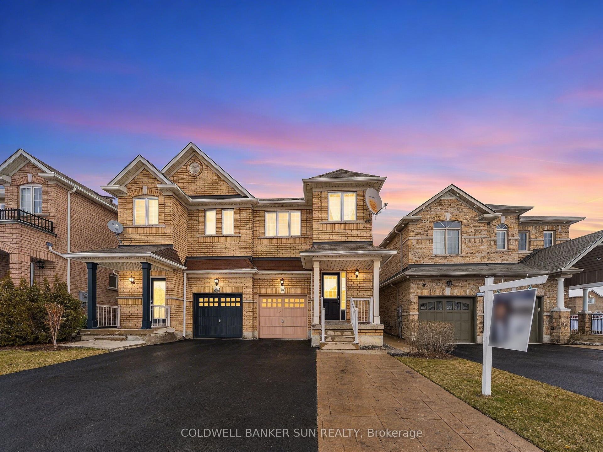 146 Crystalview Crescent — photo 1