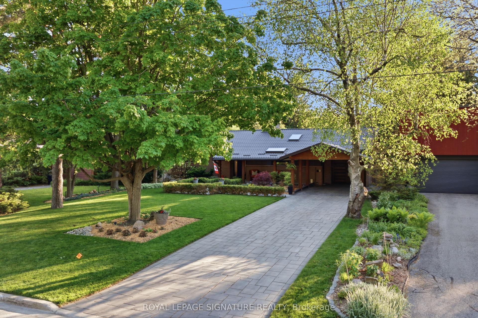 52 Morna Avenue — photo 1