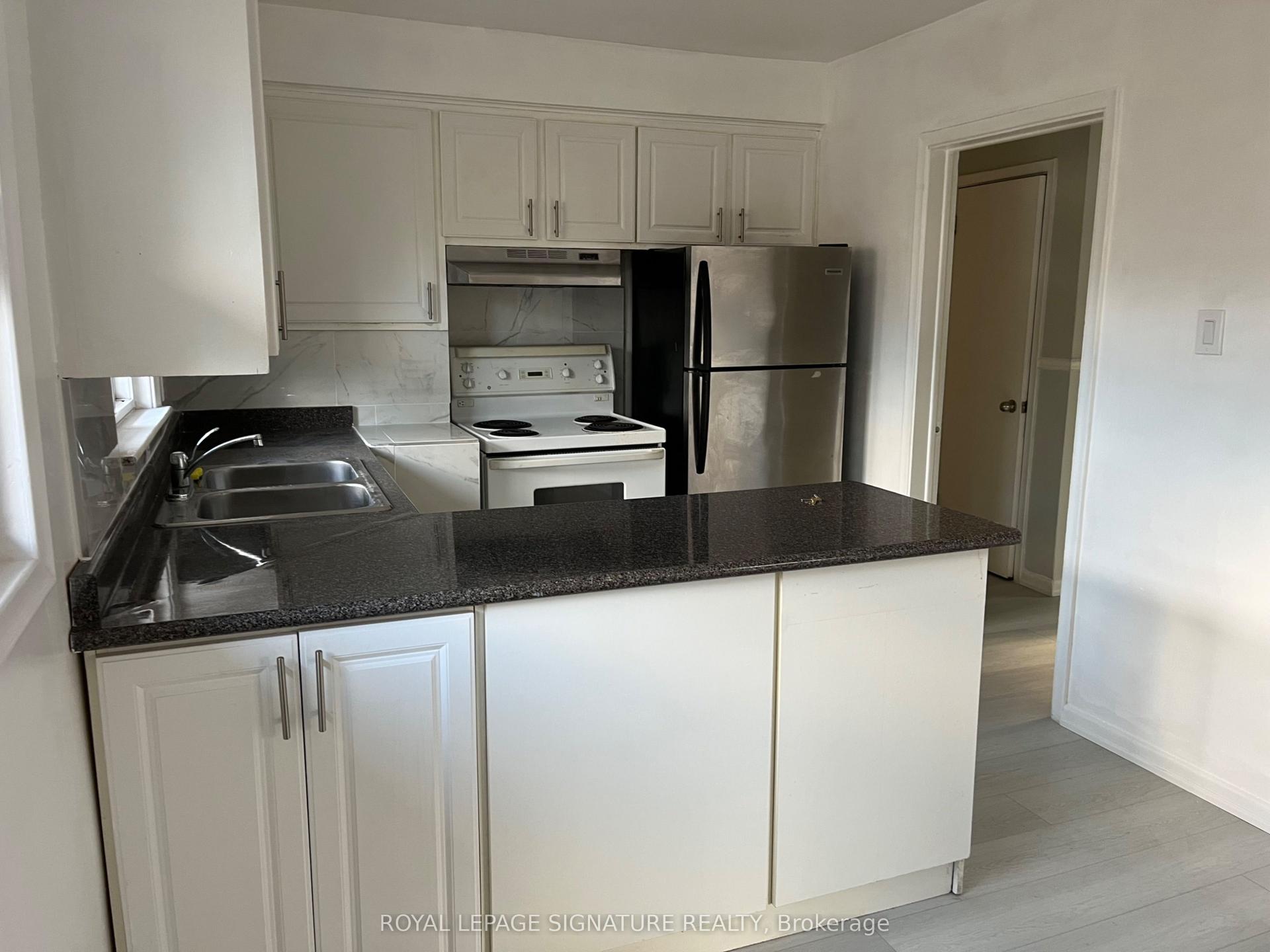 23 Allanford Road, Toronto — Detached for lease, photo 1