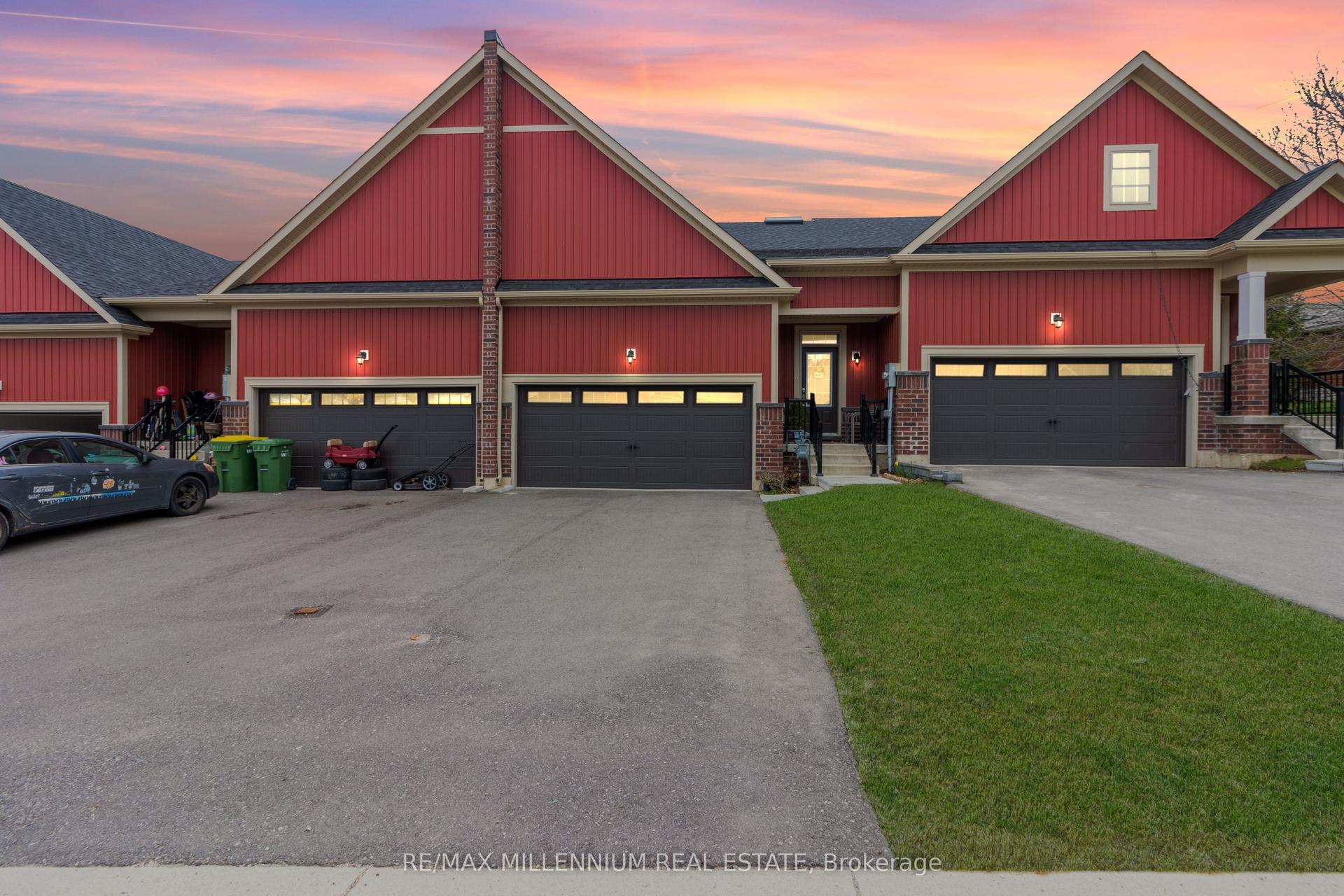 105 Stonebrook Way — photo 1