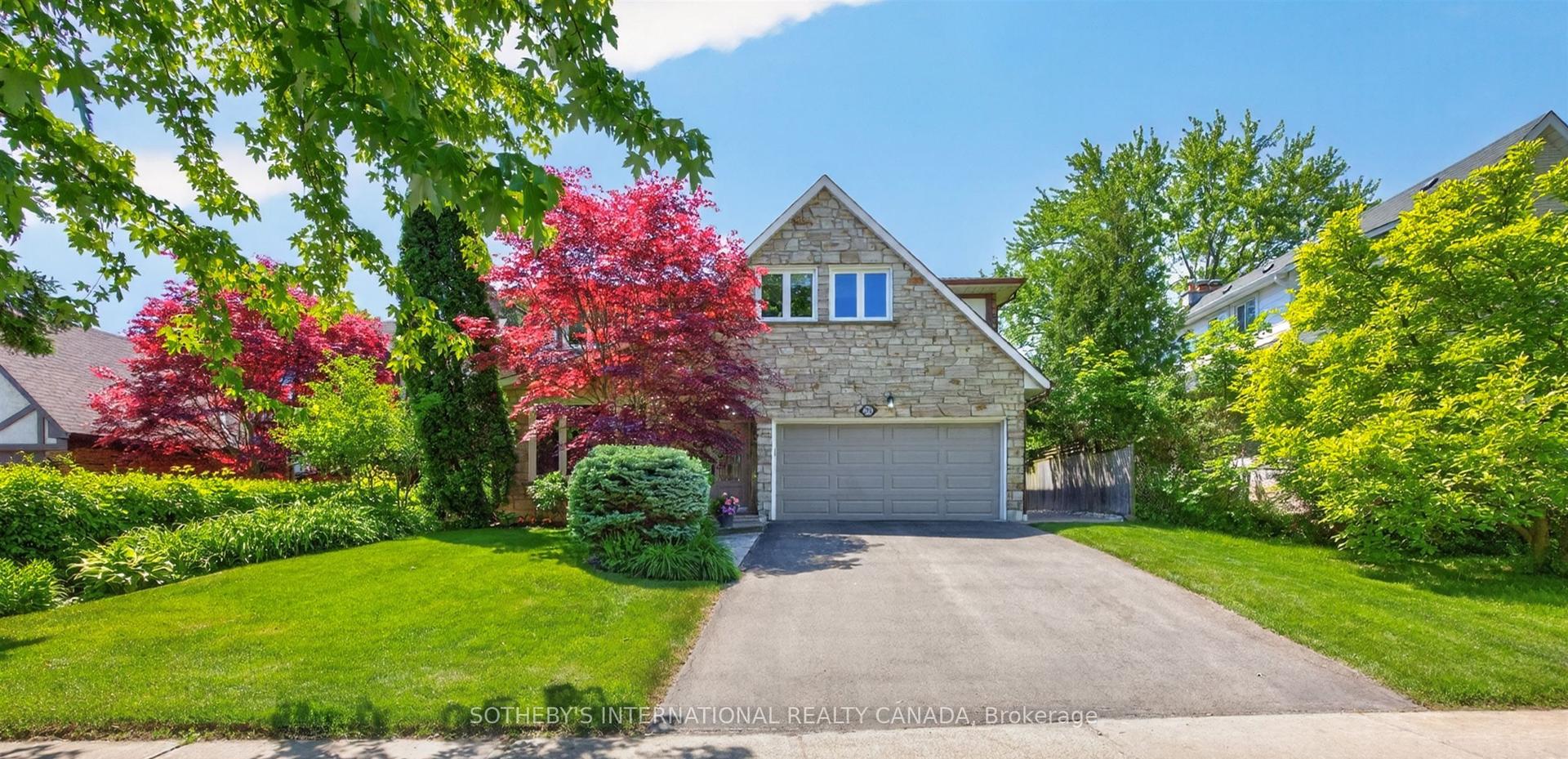 25 Gossamer Avenue — photo 1