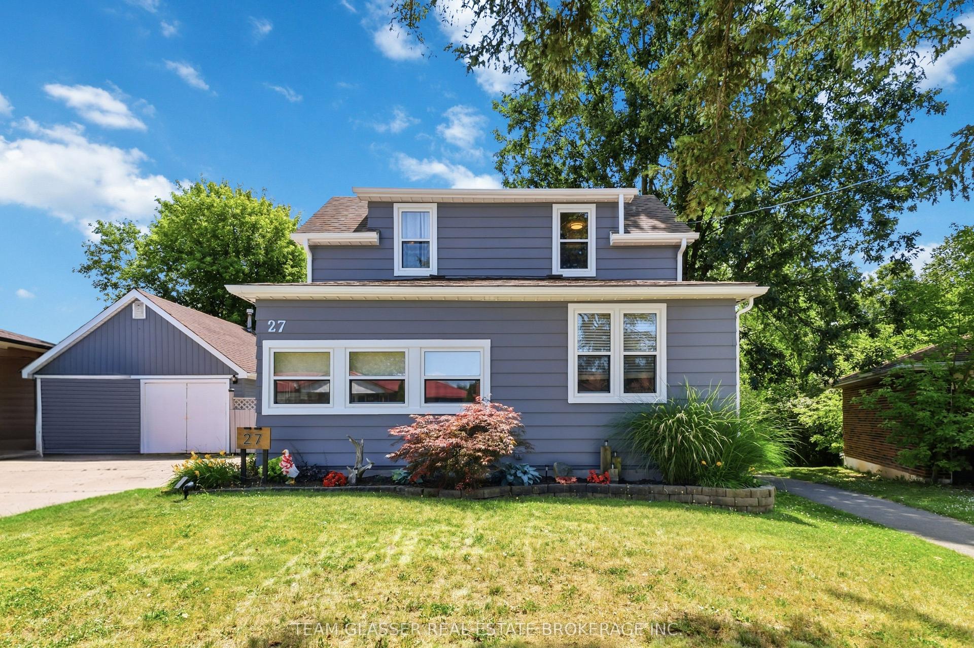 27 DENGATE Crescent, London East — Detached for sale, photo 1
