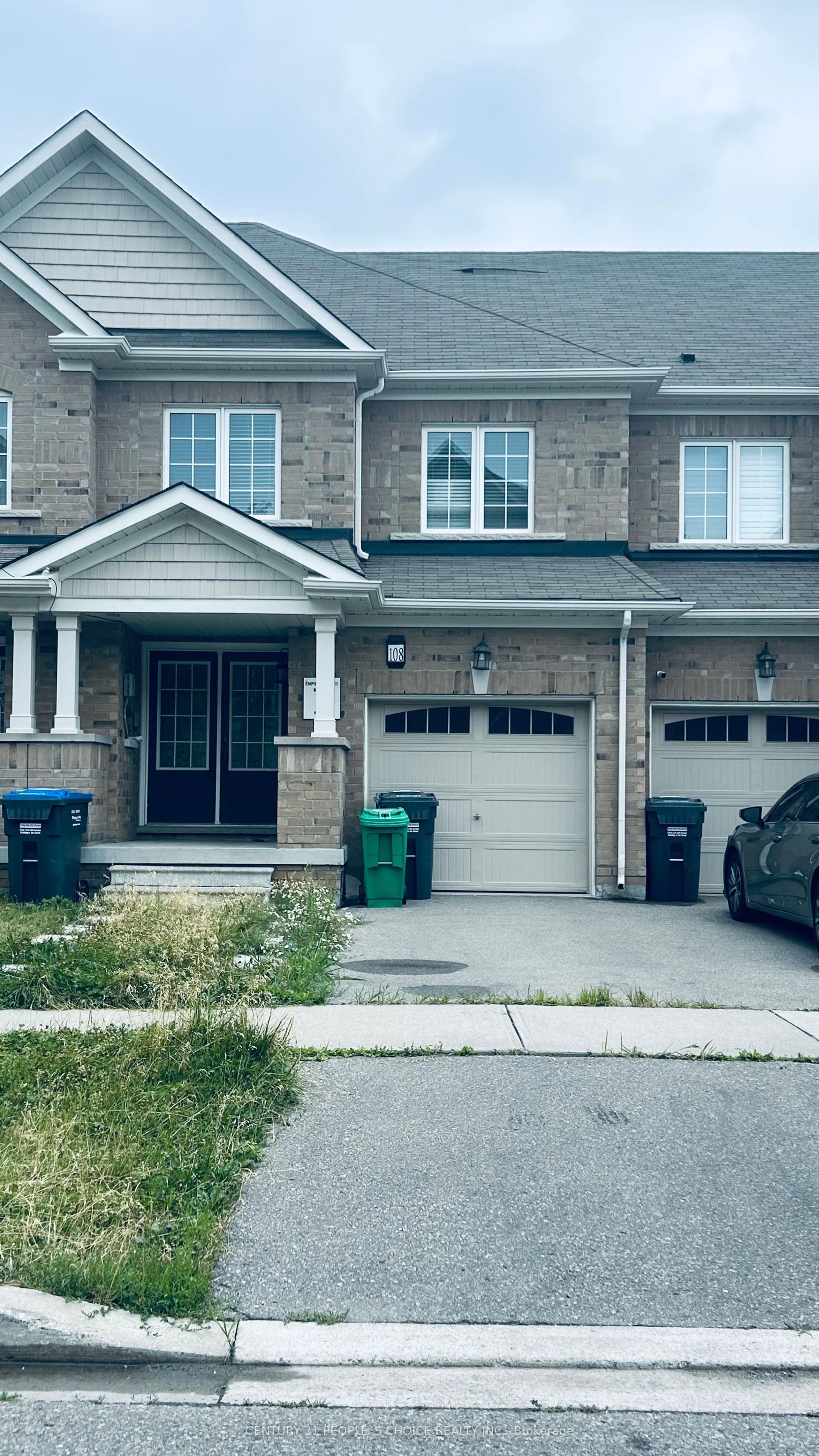 108 Golden Spring Drive, Brampton — Townhouse for sale, photo 1