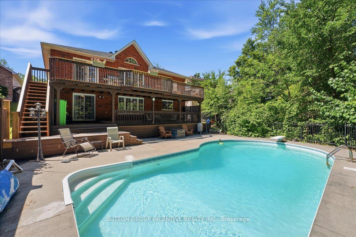 200 Cumming Drive, Barrie — Detached for sale, photo 1