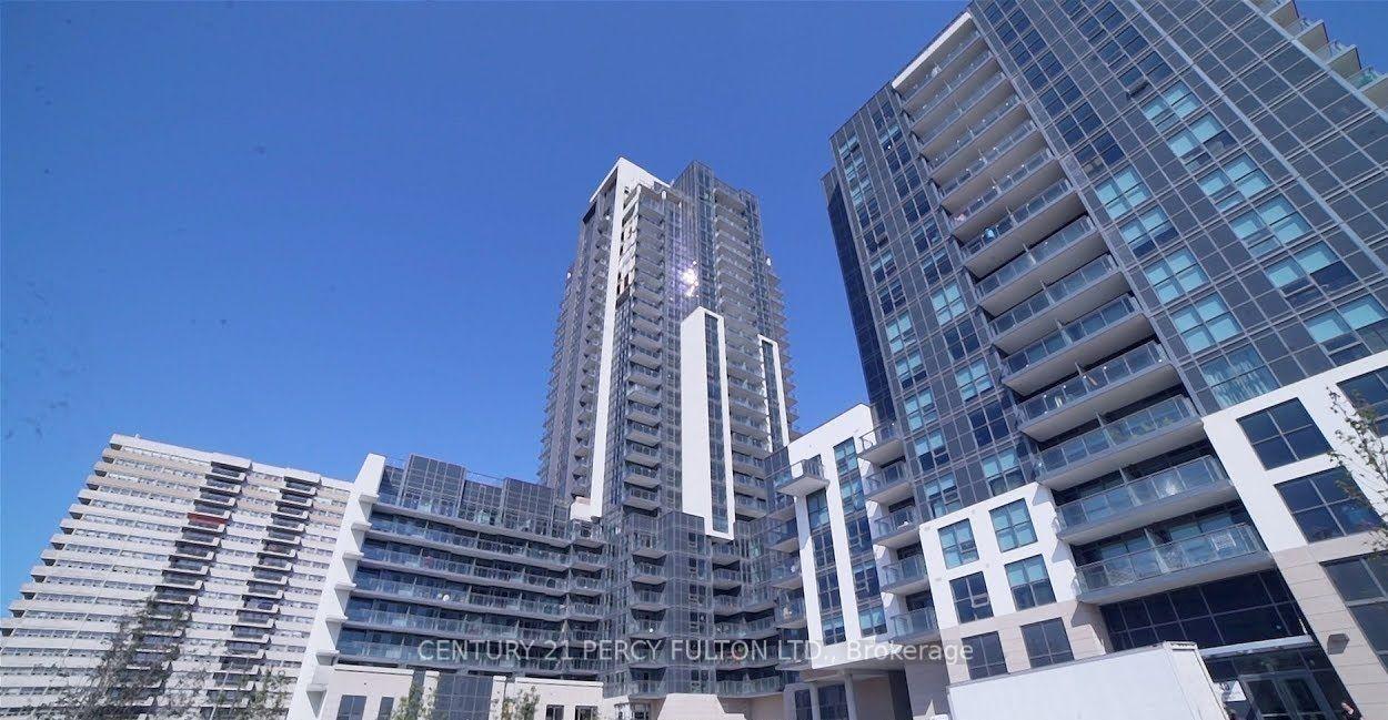 30 Meadowglen Place 208 #208, Toronto — Condo for lease, photo 1