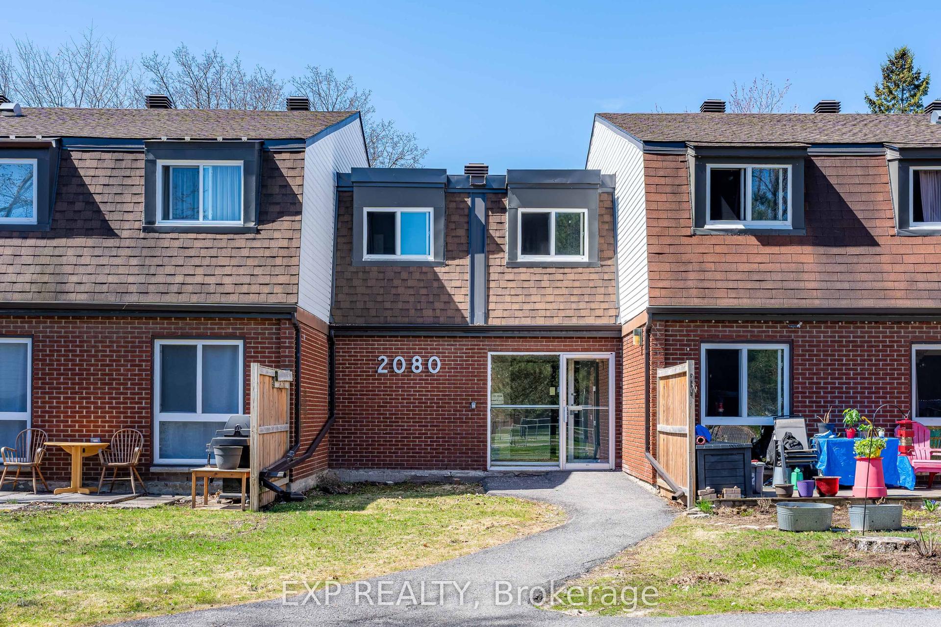 2080 Ogilvie Road 11K #11K, Beacon Hill North - South and Area — Condo Town for sale, photo 1