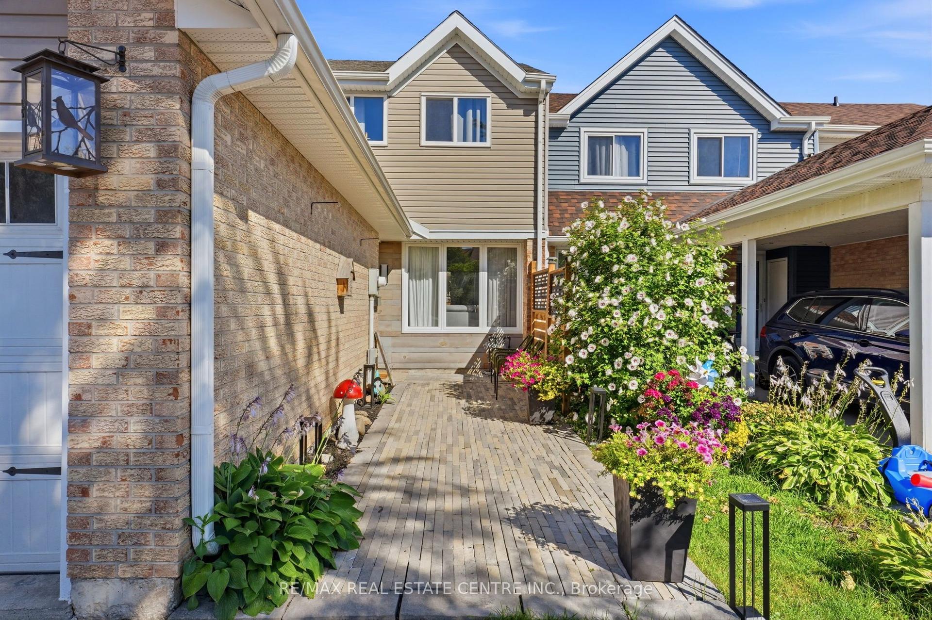 37 Rushmore Crescent, Brampton — Townhouse for sale, photo 1