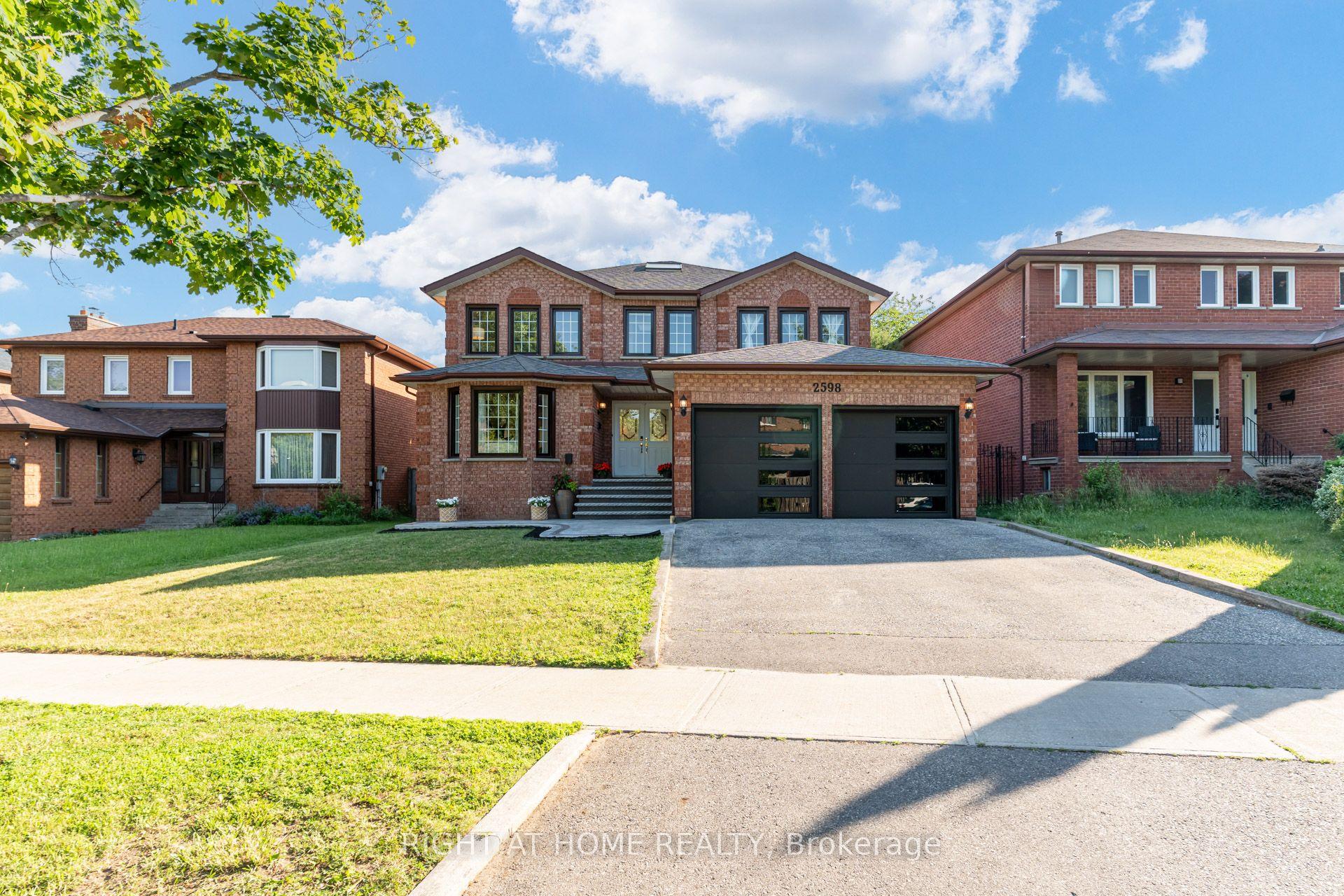 2598 Mason Heights, Mississauga — Detached for sale, photo 1