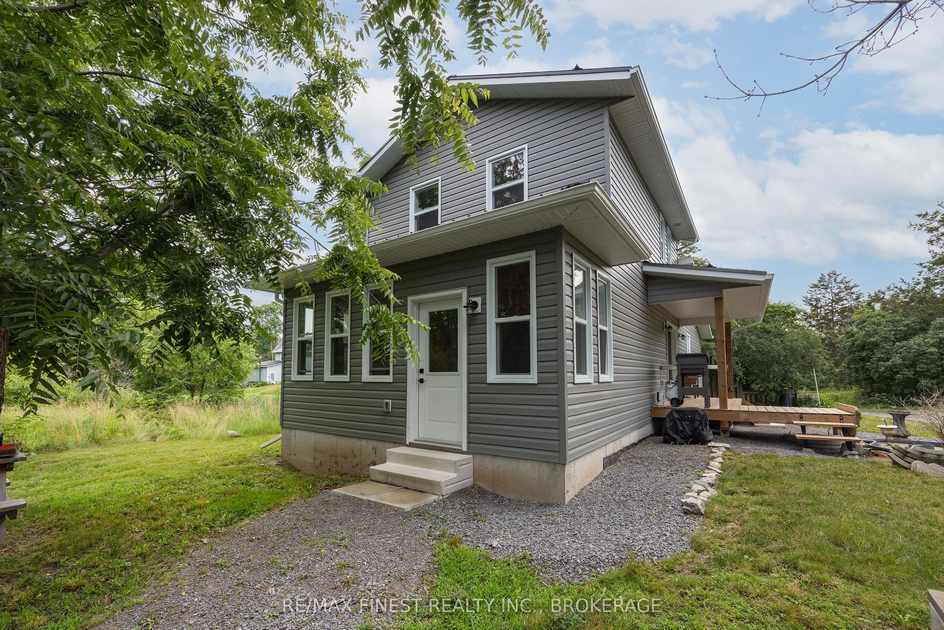 31 Ashe Crescent, Belleville — Detached for sale, photo 1