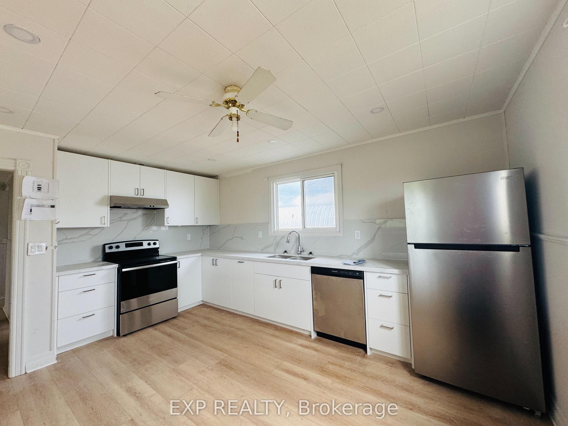 112 Baseline Road E B #B, Clarington — Detached for lease, photo 1